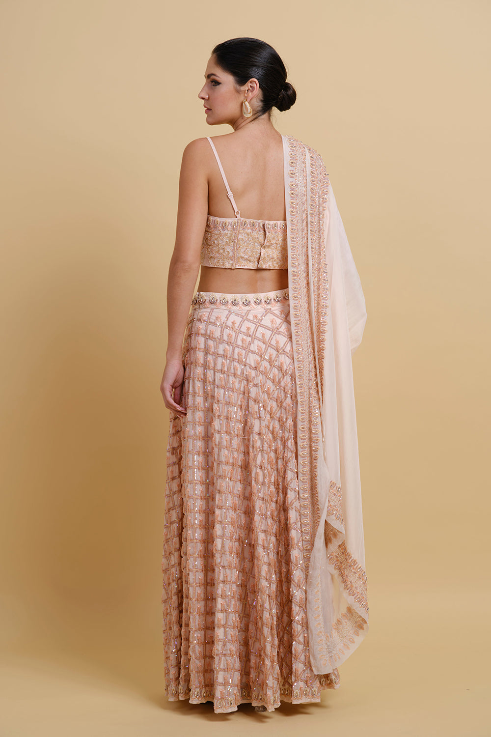 Misrakesi Lehenga