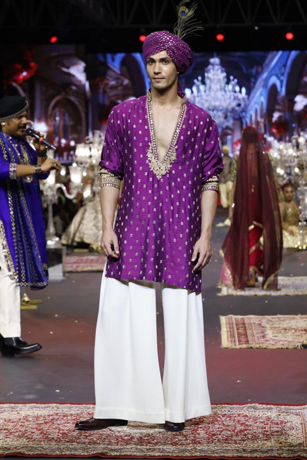 Rehzaar Amethyst Kurta Set