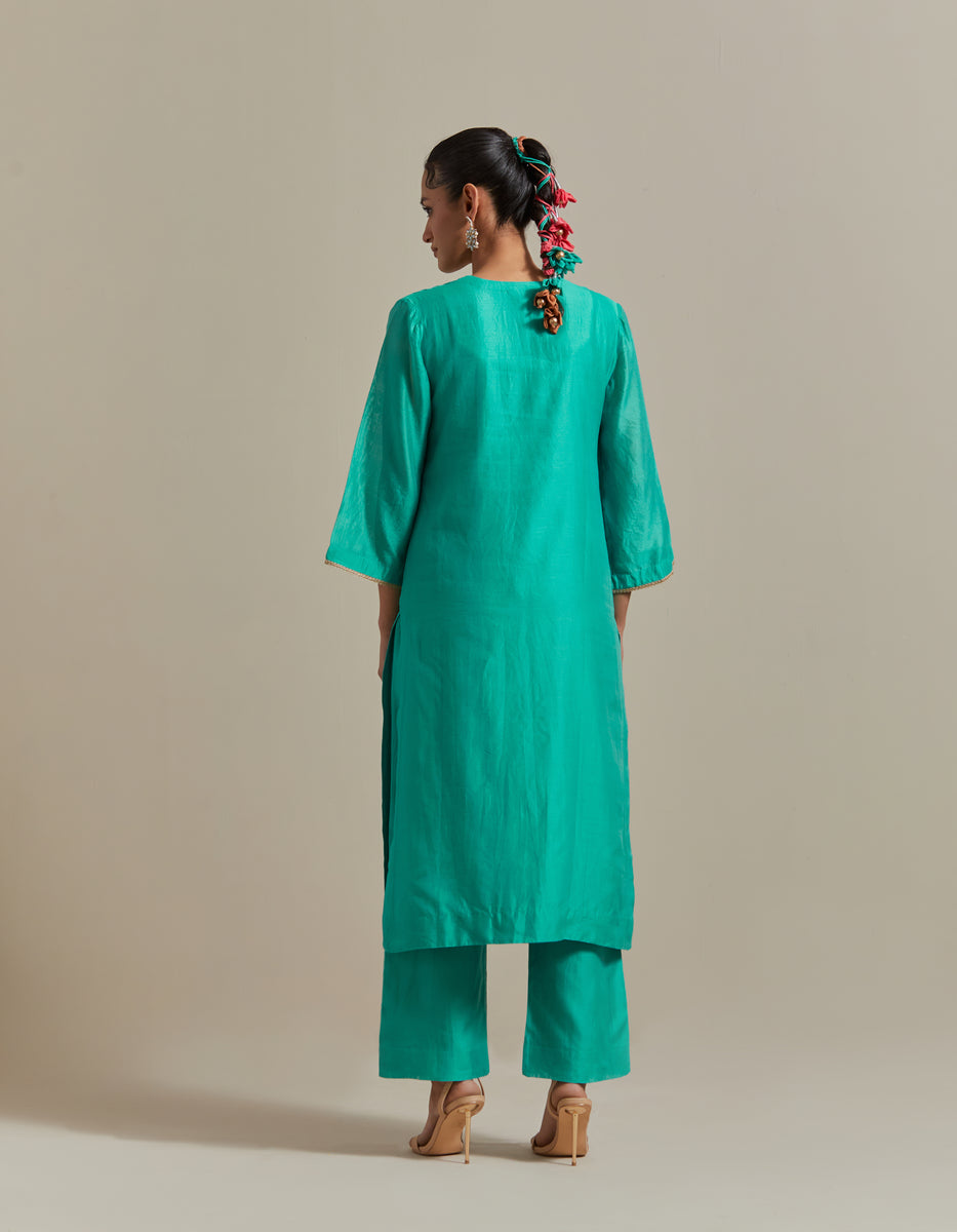 CY Vinusto Aqua Green Embroidered Straight Kurta Set Back 1