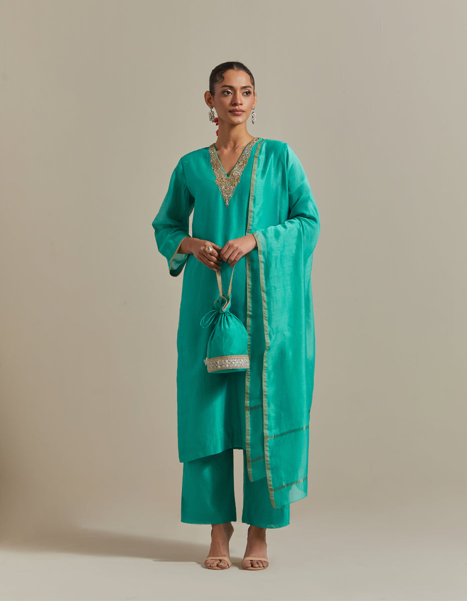 CY Vinusto Aqua Green Embroidered Straight Kurta Set Front 1