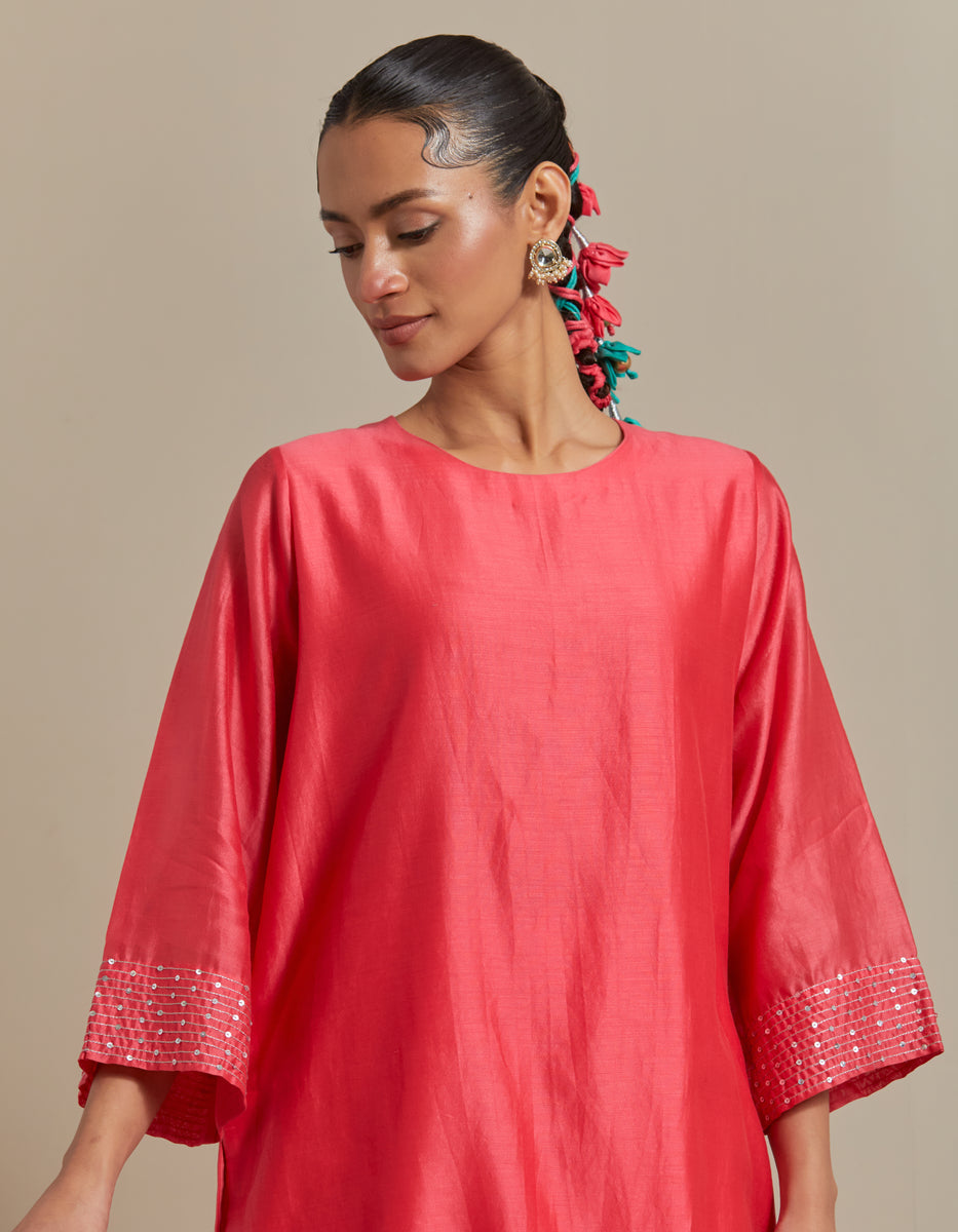 CY Vinusto Pink Embroidered Paneled Skirt Set Closeup 1