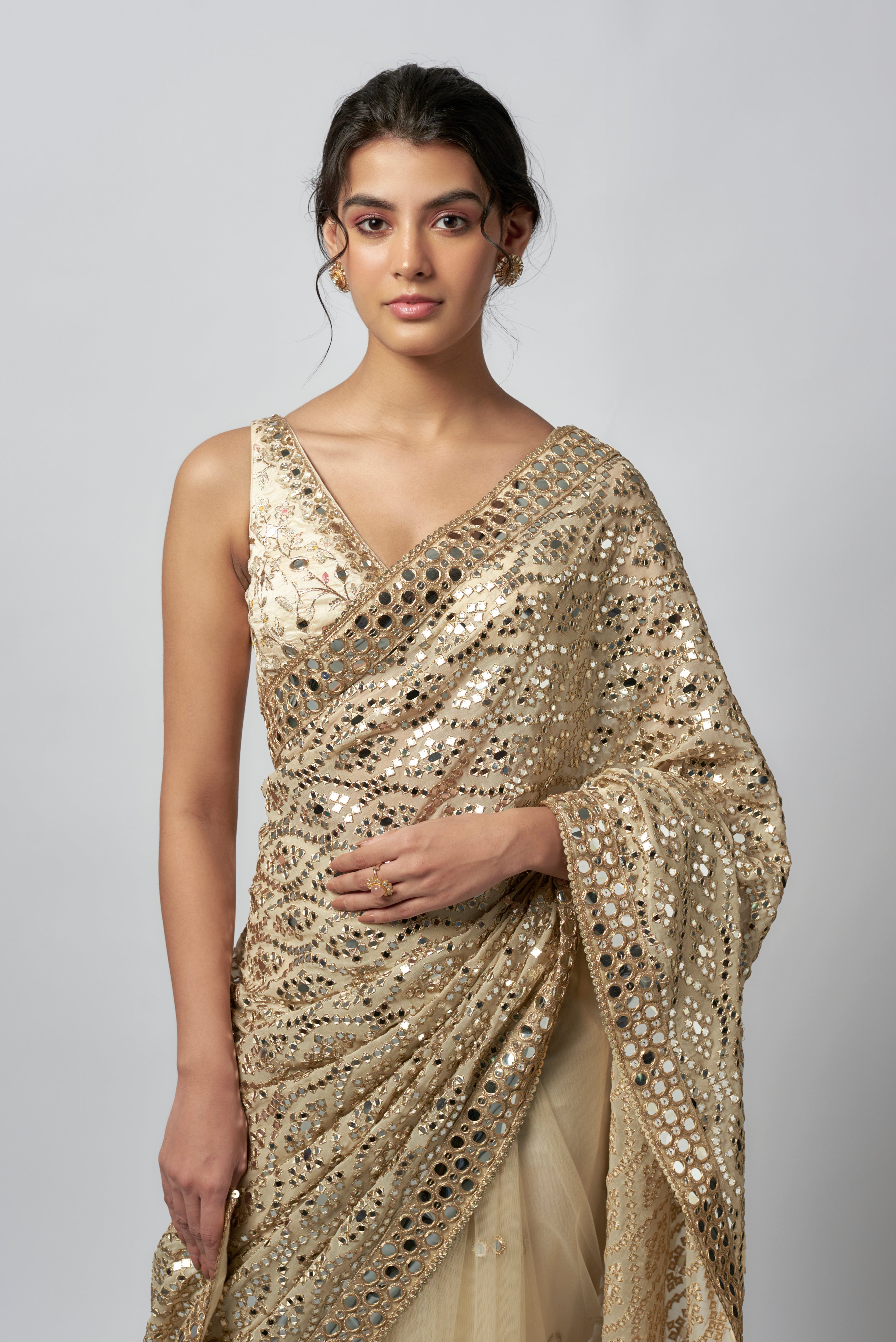 CY Gopi Vaid Mirai Saree Set Closeup 1