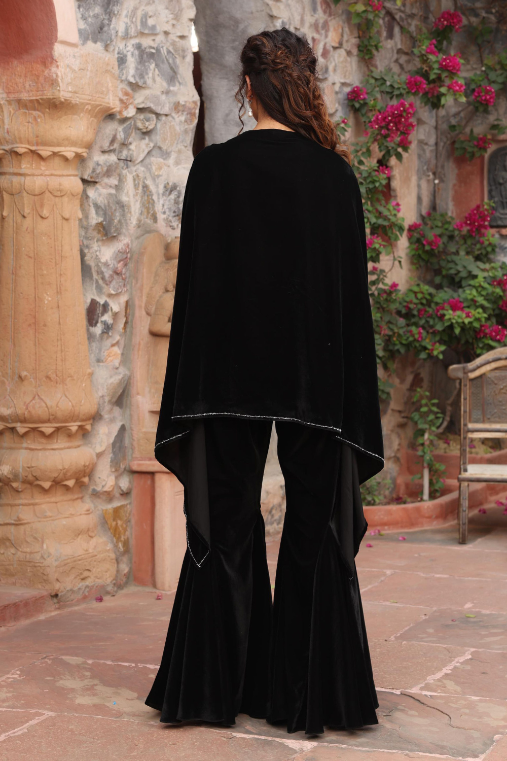 Black Cape Set - RTS