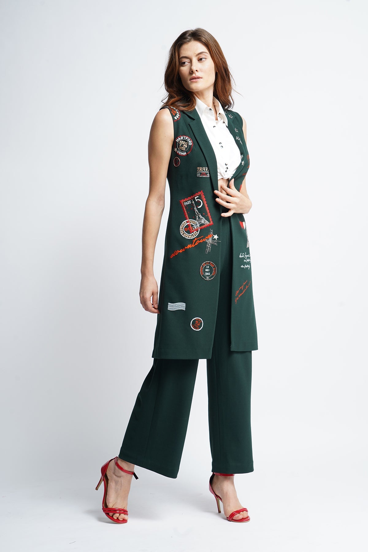 Dancing Downtown Sleeveless Jacket with Pants