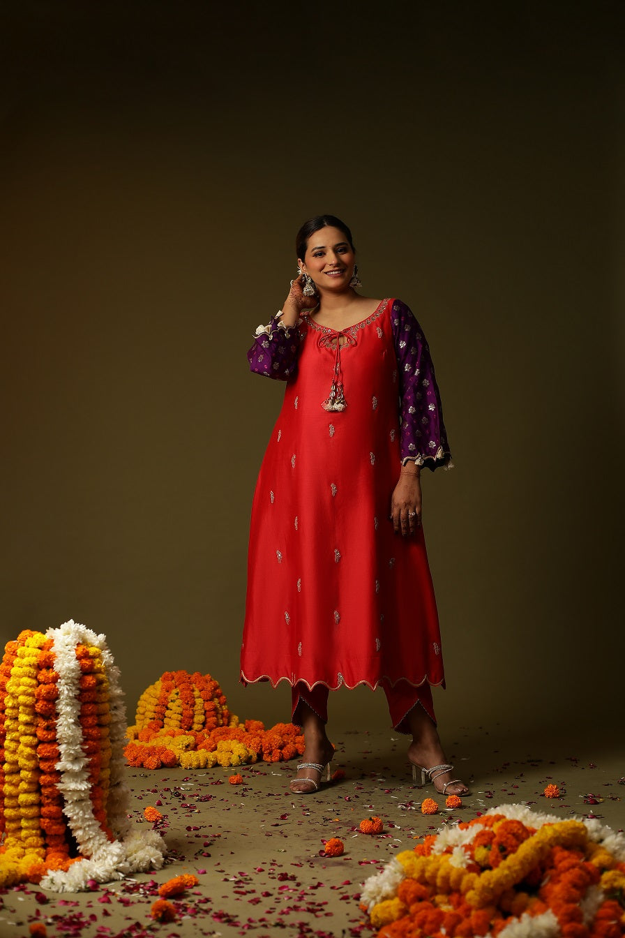 Red Sakhi Handpainted suit set