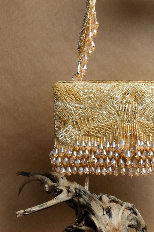 CY Nayaab By Sonia Ornate Radiance Kasse Golden Aura Closeup 1