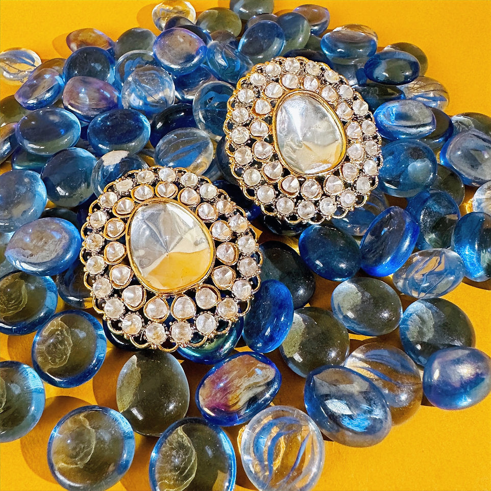 Roshanara studs