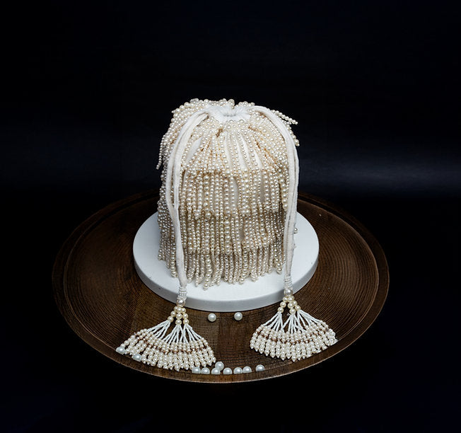 CY Nayaab By Sonia Gilt Raindrops White Front 1