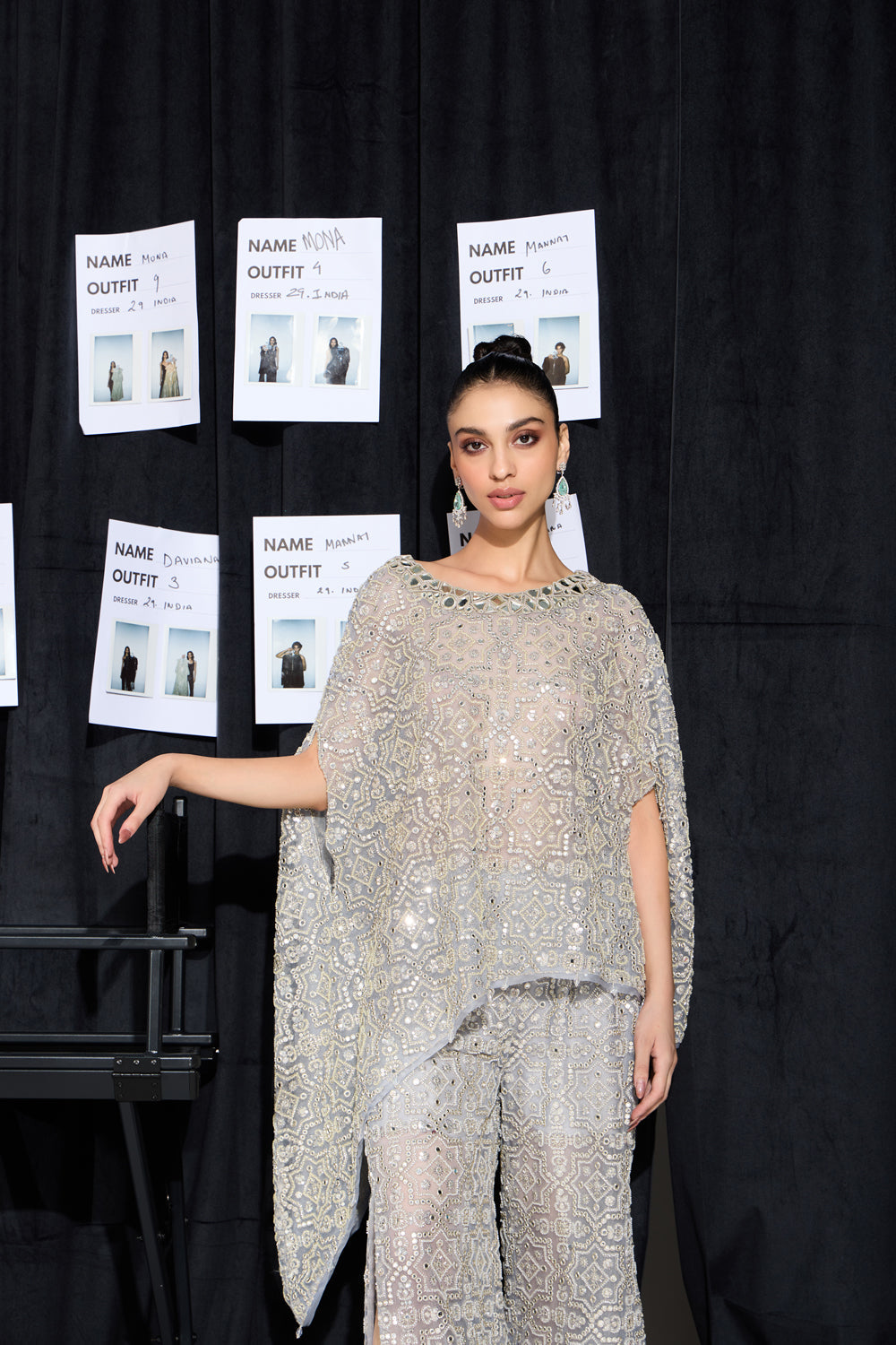 CY 29 India Round Cape With Slit Pants Front 2