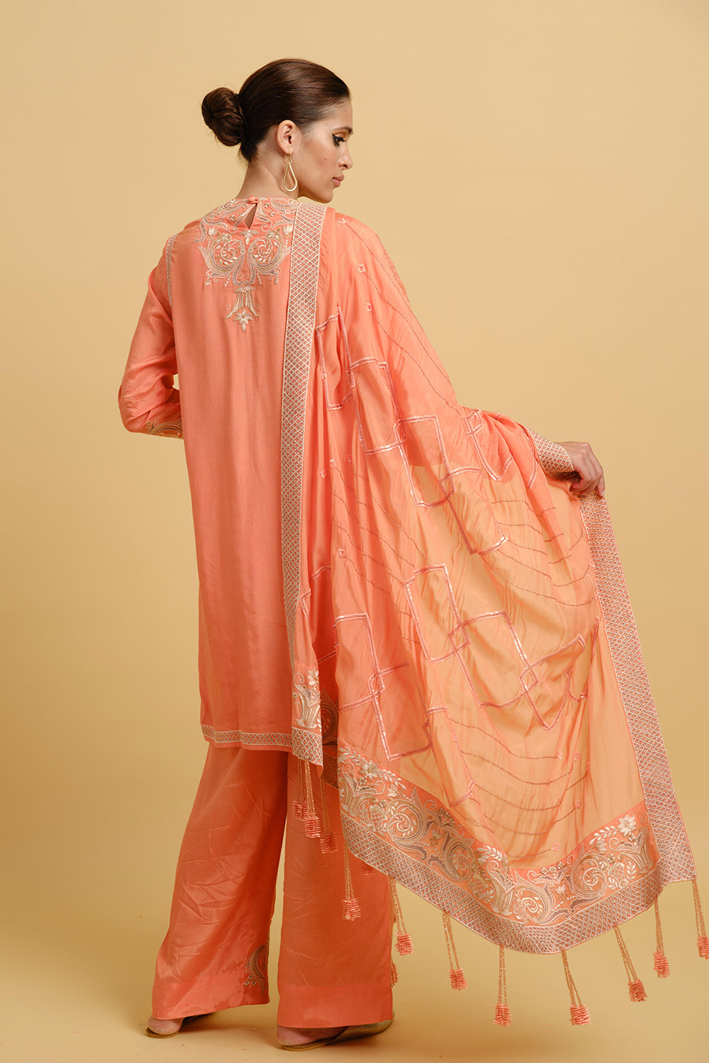 Suvarnamala Kurta Set