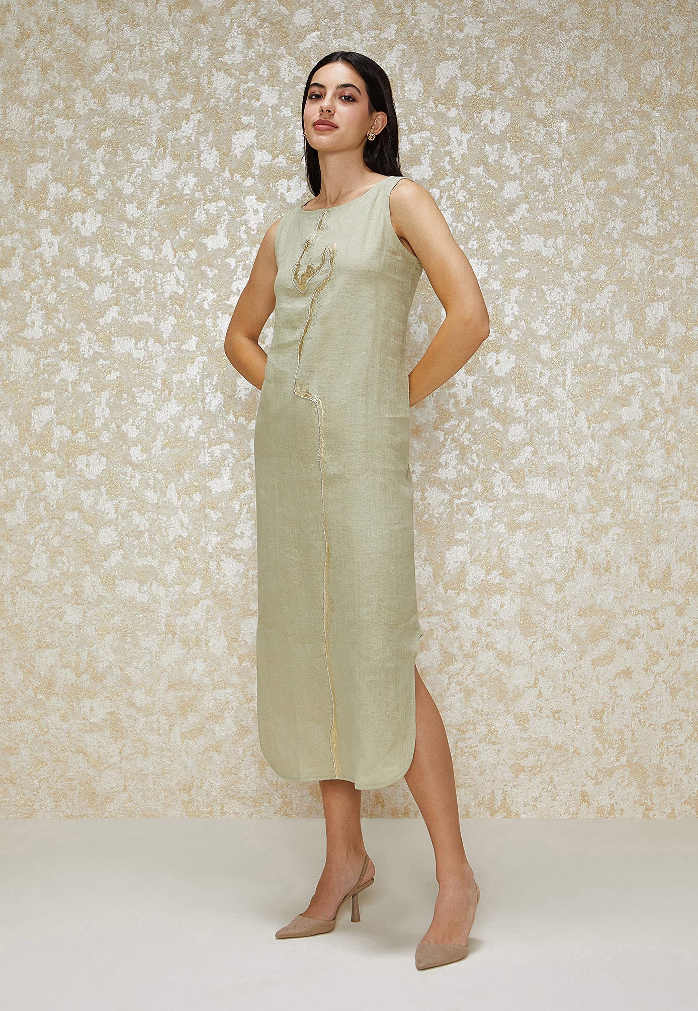 Body Line Roots Dress