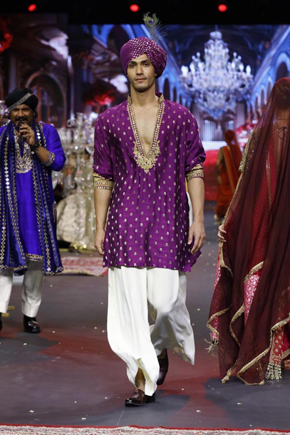 Rehzaar Amethyst Kurta Set