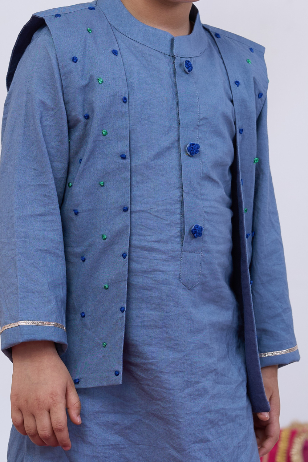 HANDWORK BLUE KNOTS BANDI SET