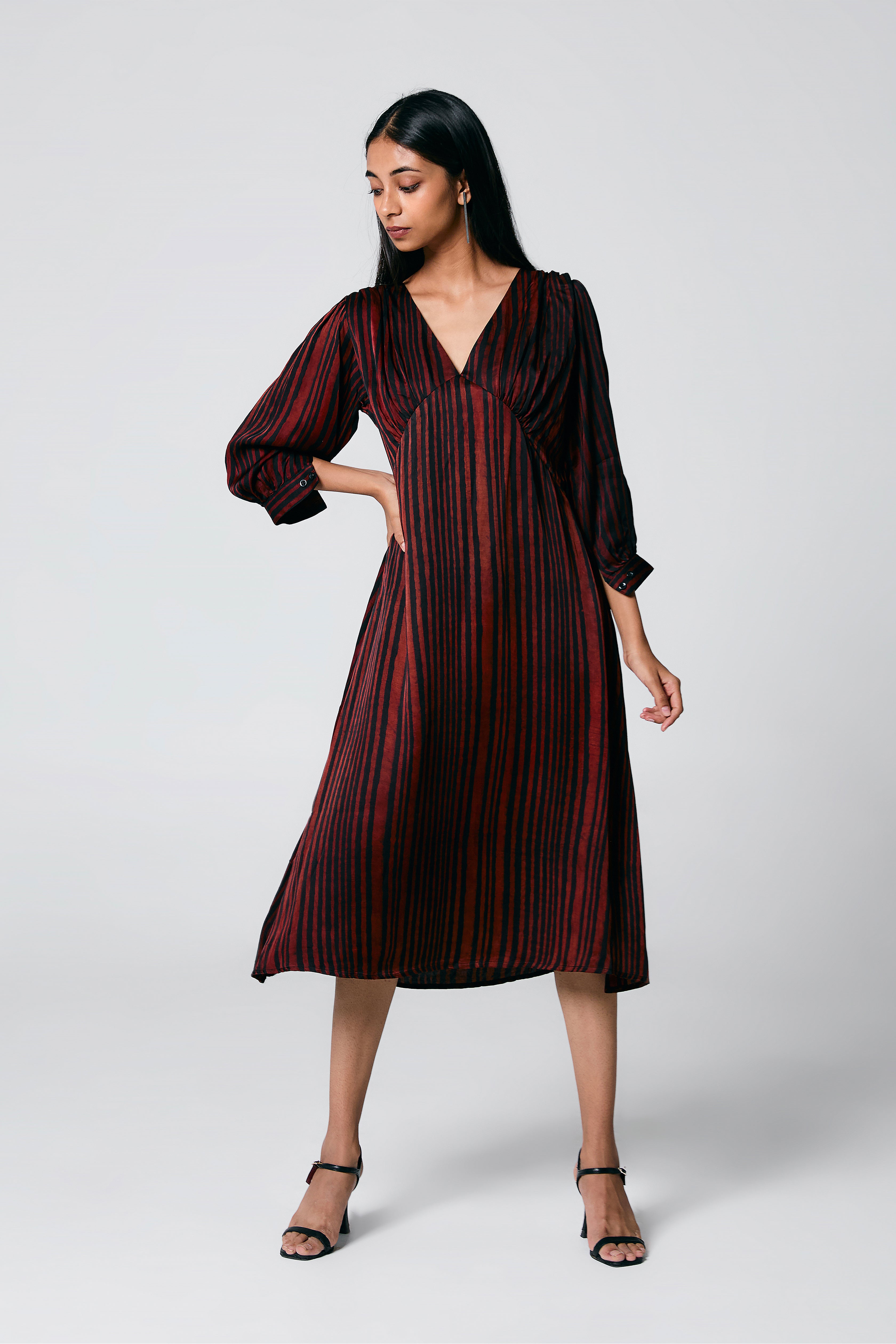V neck dress