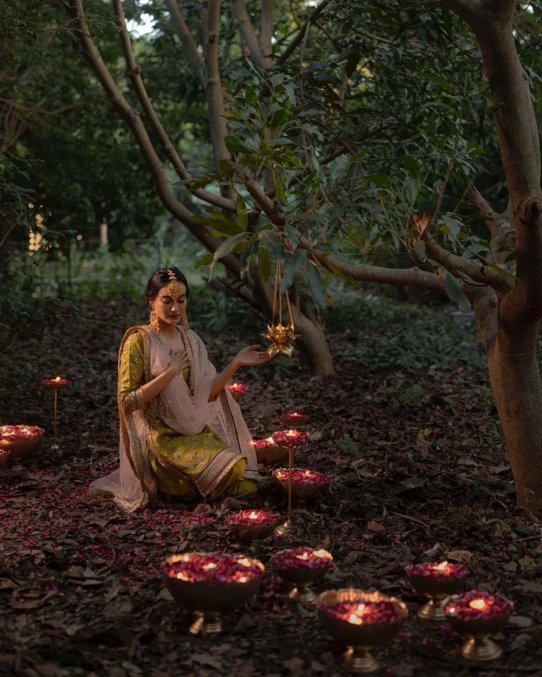 CY Gopi Vaid Surbhi Suit Set Front 1