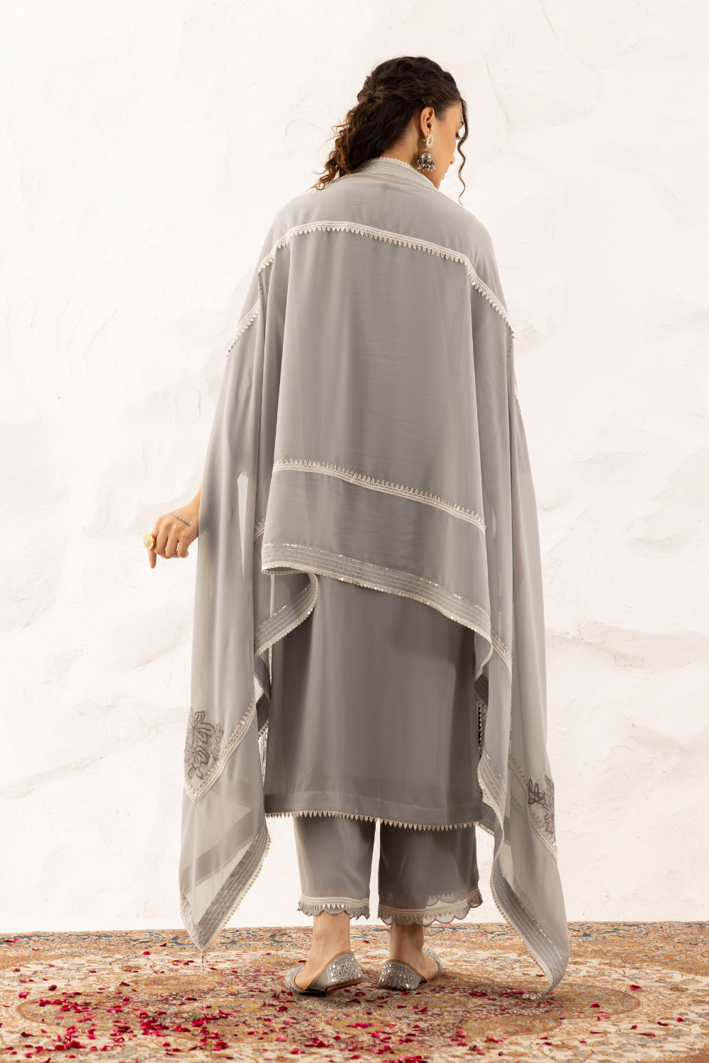 Yukti Suit With Plazzo