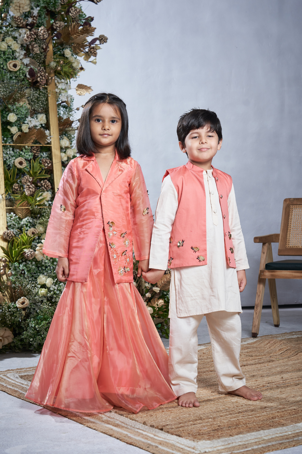 PEACH BUMBLE BEE BANDI SET