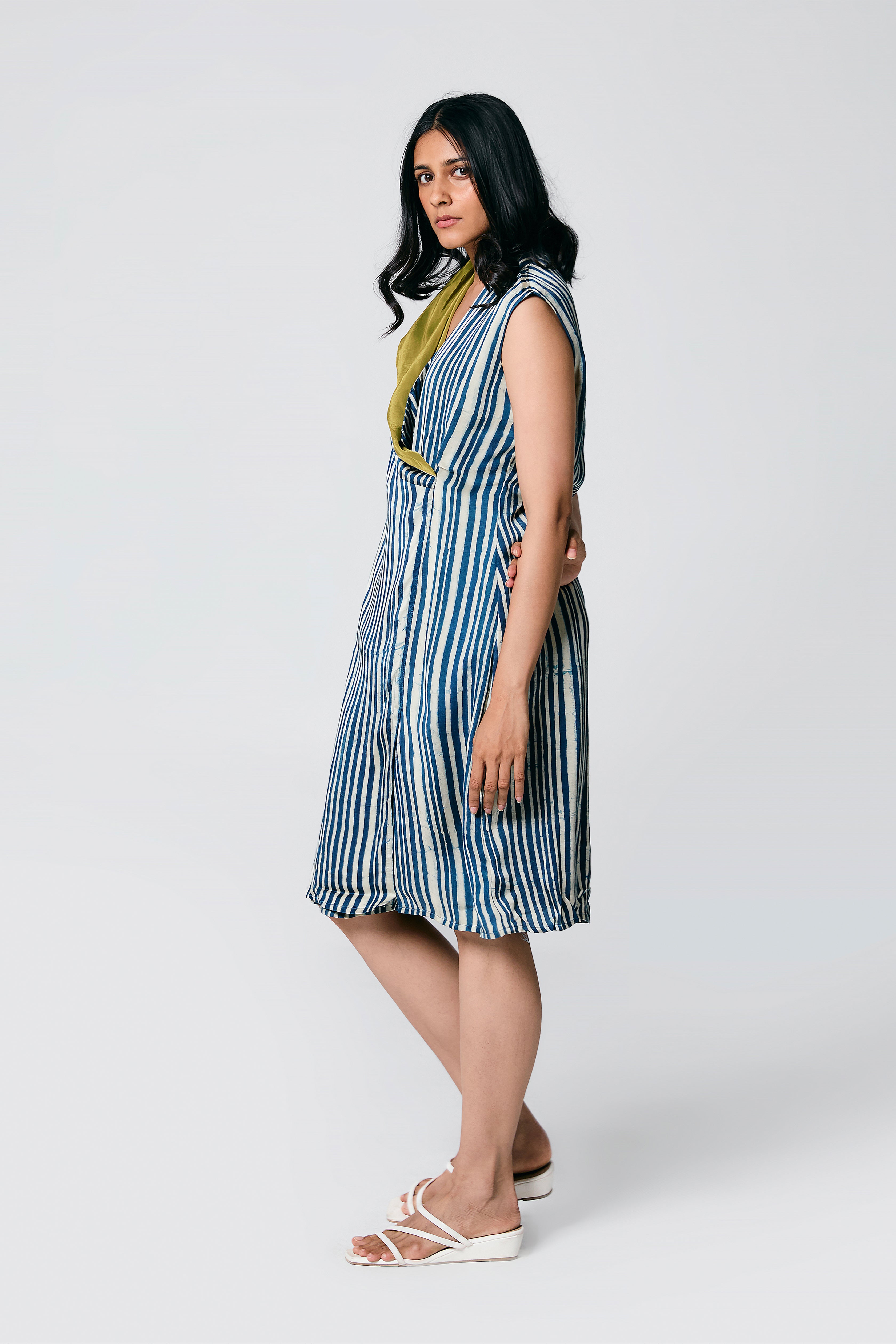 Neck flap dress