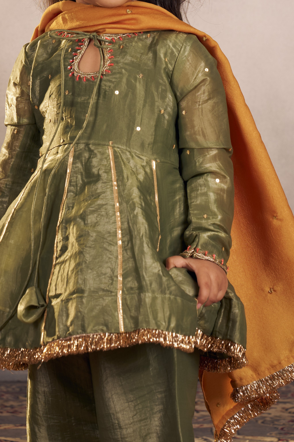 OILVE PUNJABI SET