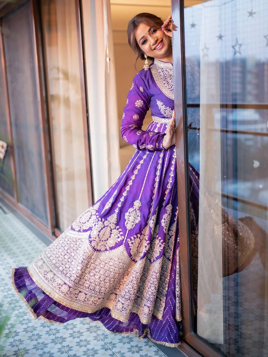 Saira Lehenga Set- Shreya Ghoshal