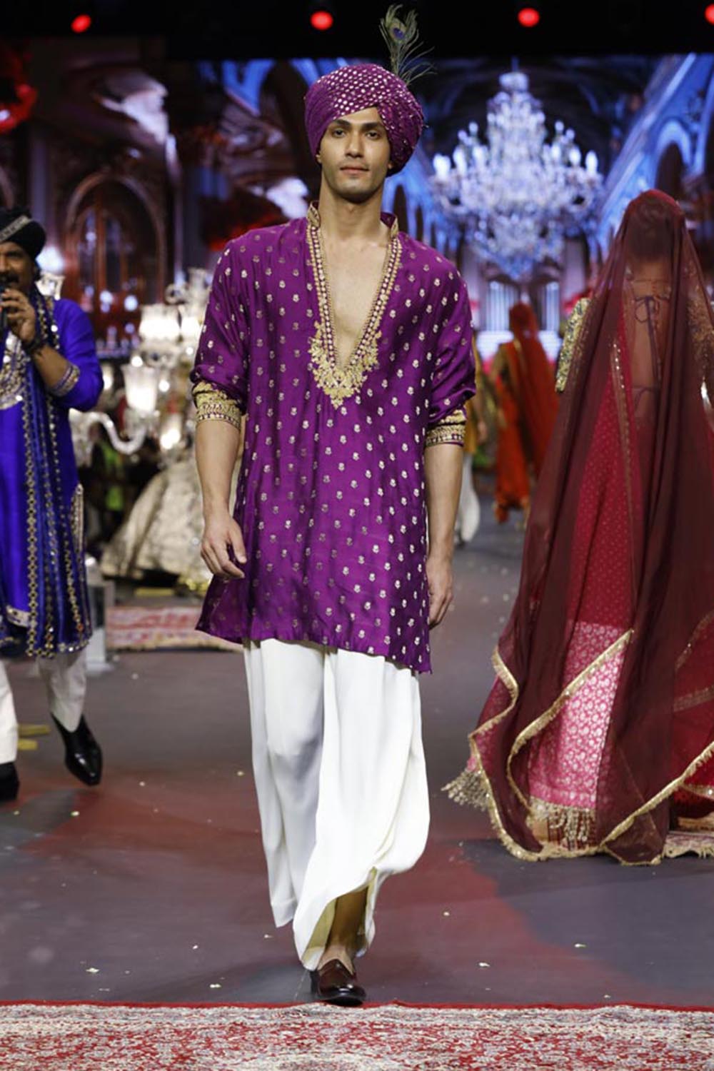 Rehzaar Amethyst Kurta Set