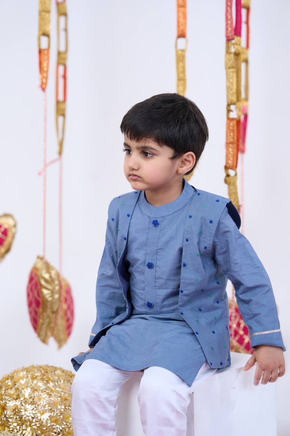 HANDWORK BLUE KNOTS BANDI SET