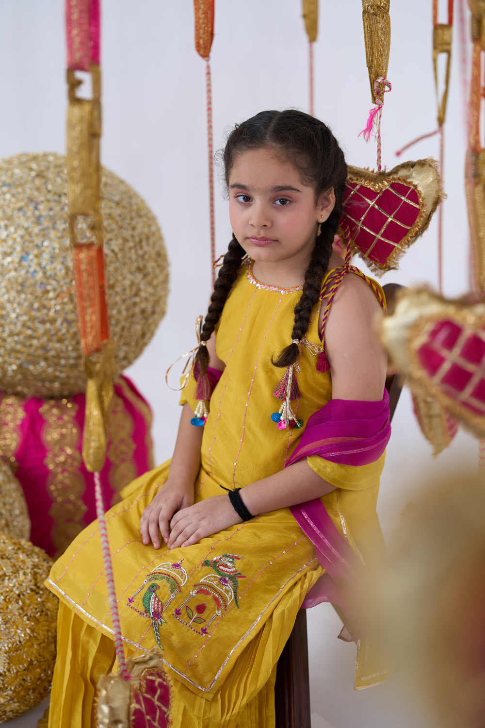YELLOW PARROT SHARARA SET
