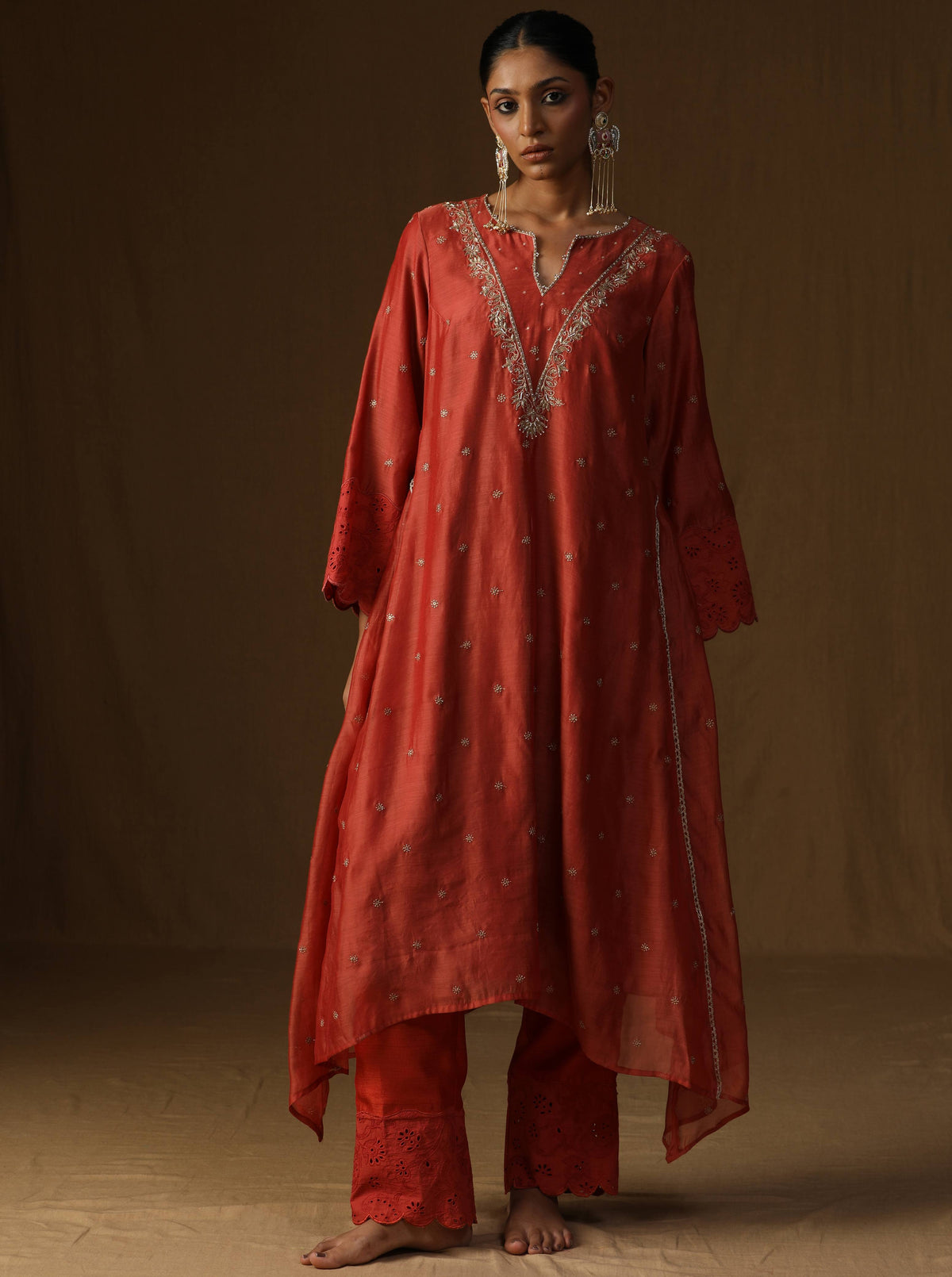 Sakhi Noor Narangi Kurta Set