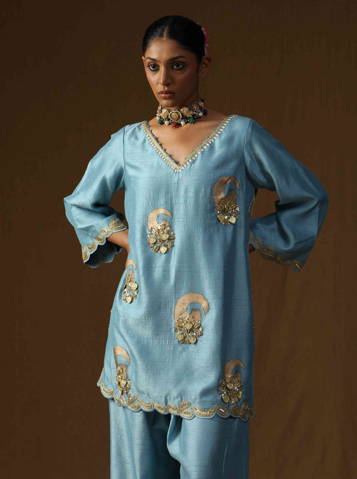 Vrind? Neel Madhur Embroidered Suit Set
