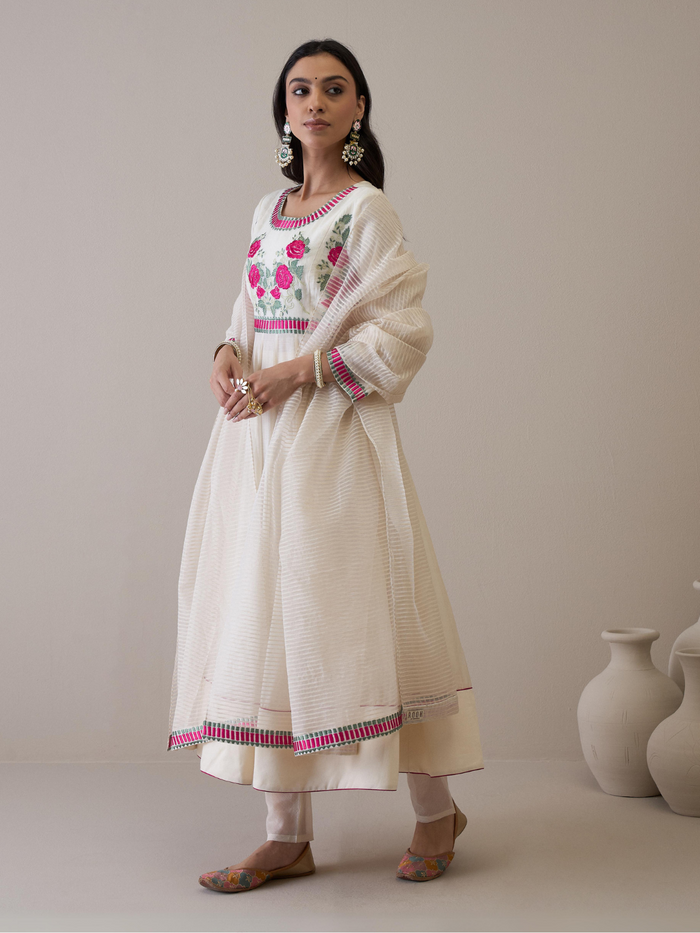 Uzma Kurta Set