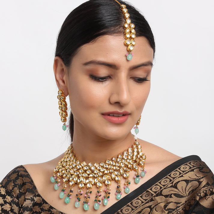 Kundan Neckpiece With Earrings And Maang Tikka