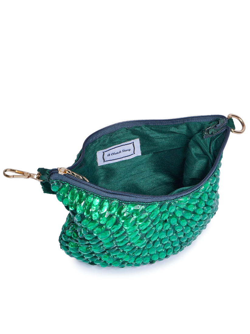 CY A Clutch Story Emerald Glow Purse Front 5