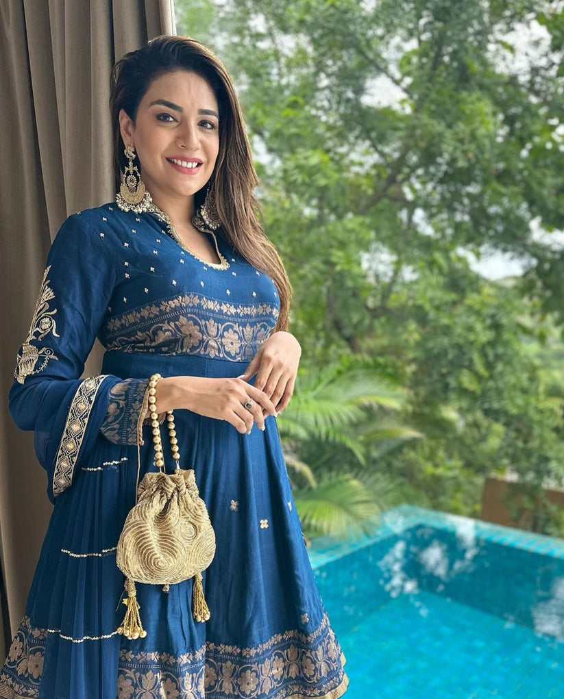 CY Anjum Fakih In Antique Gold Matka Potli A Clutch Story