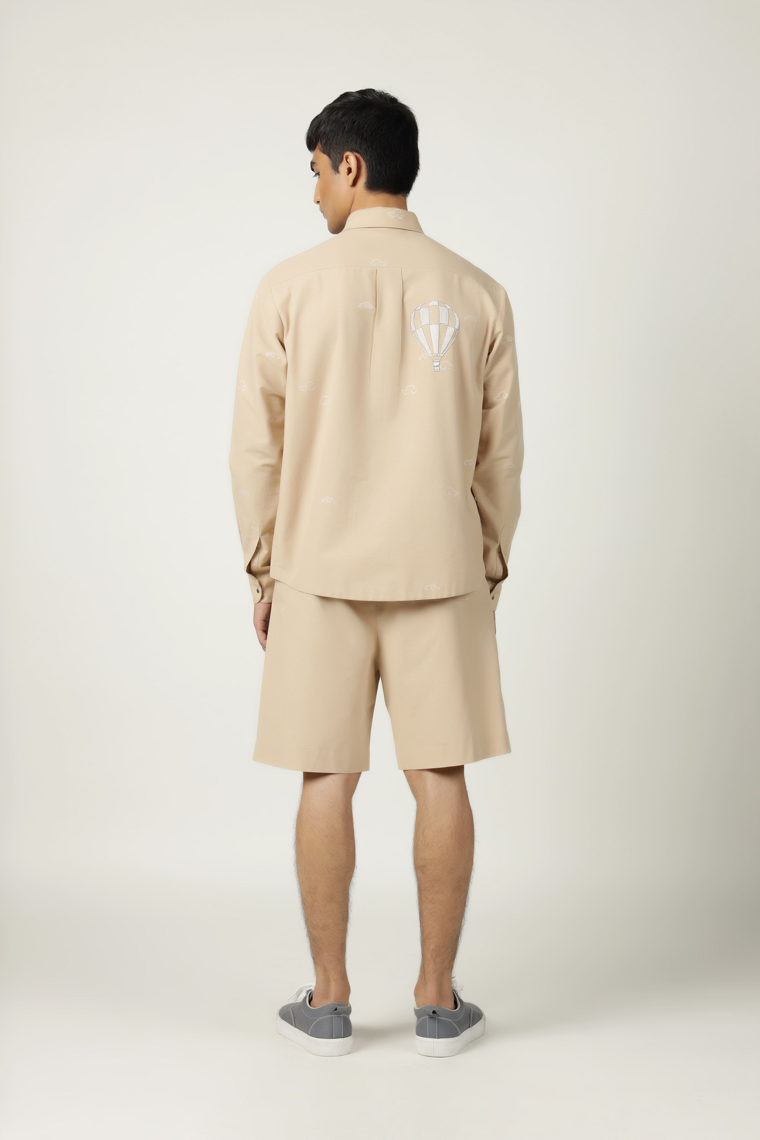 Shorts Of "(Lighthouse,Airballoons & Clouds Shirt)"