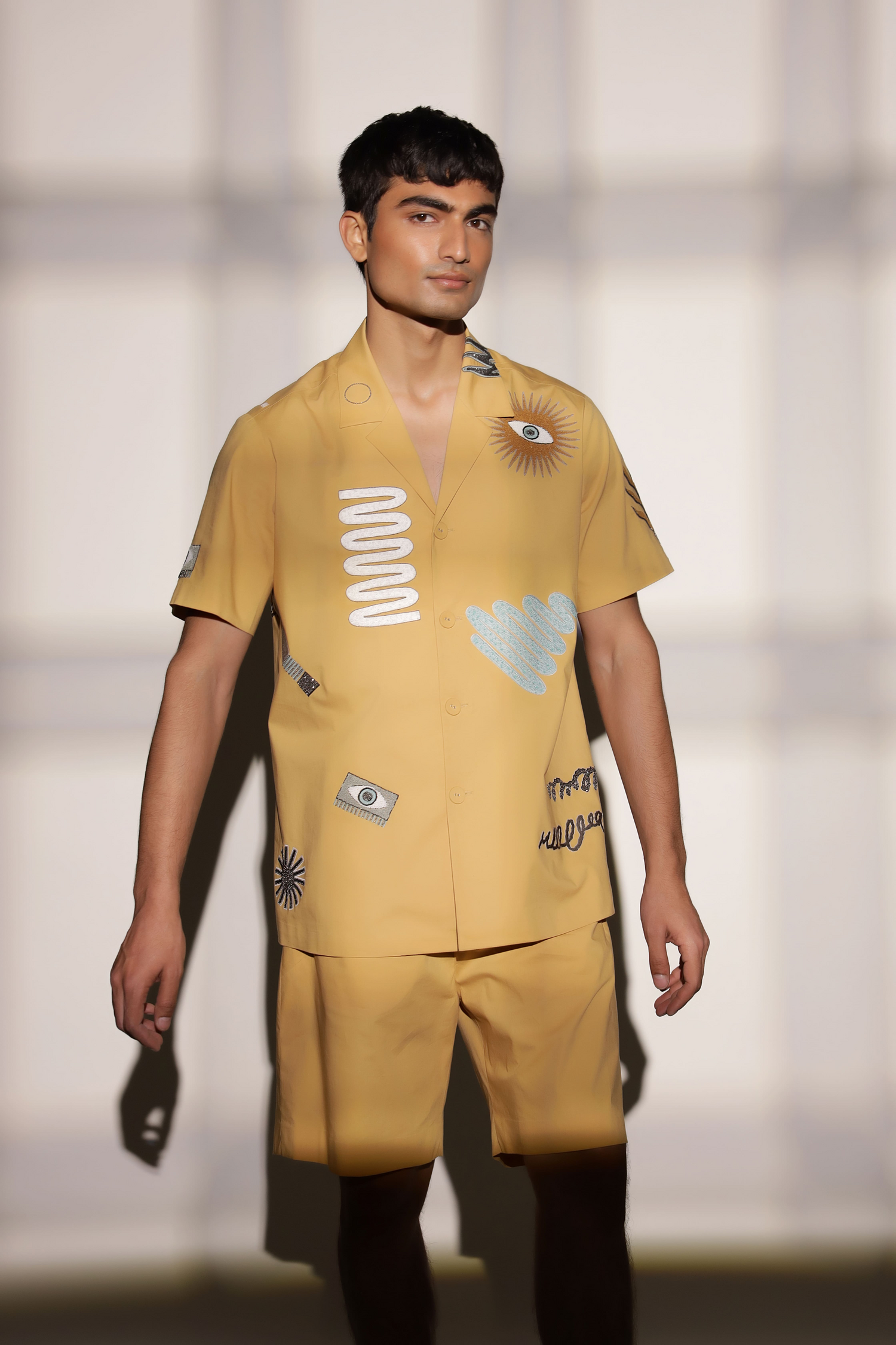 Boxy Shorts Of "(Abstract Shapes Shirt)"