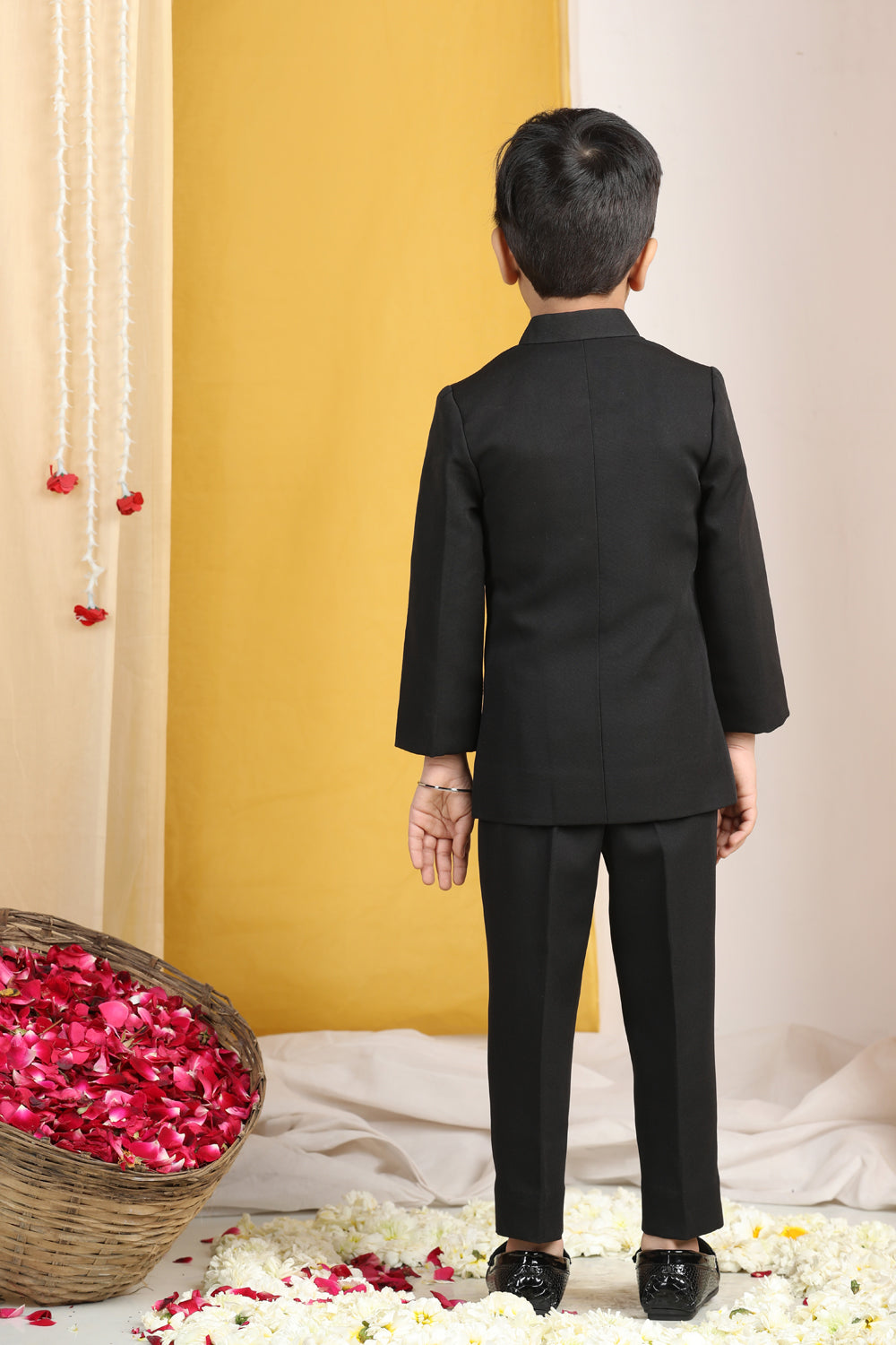 Thread Embroidery On Sherwani N Pants