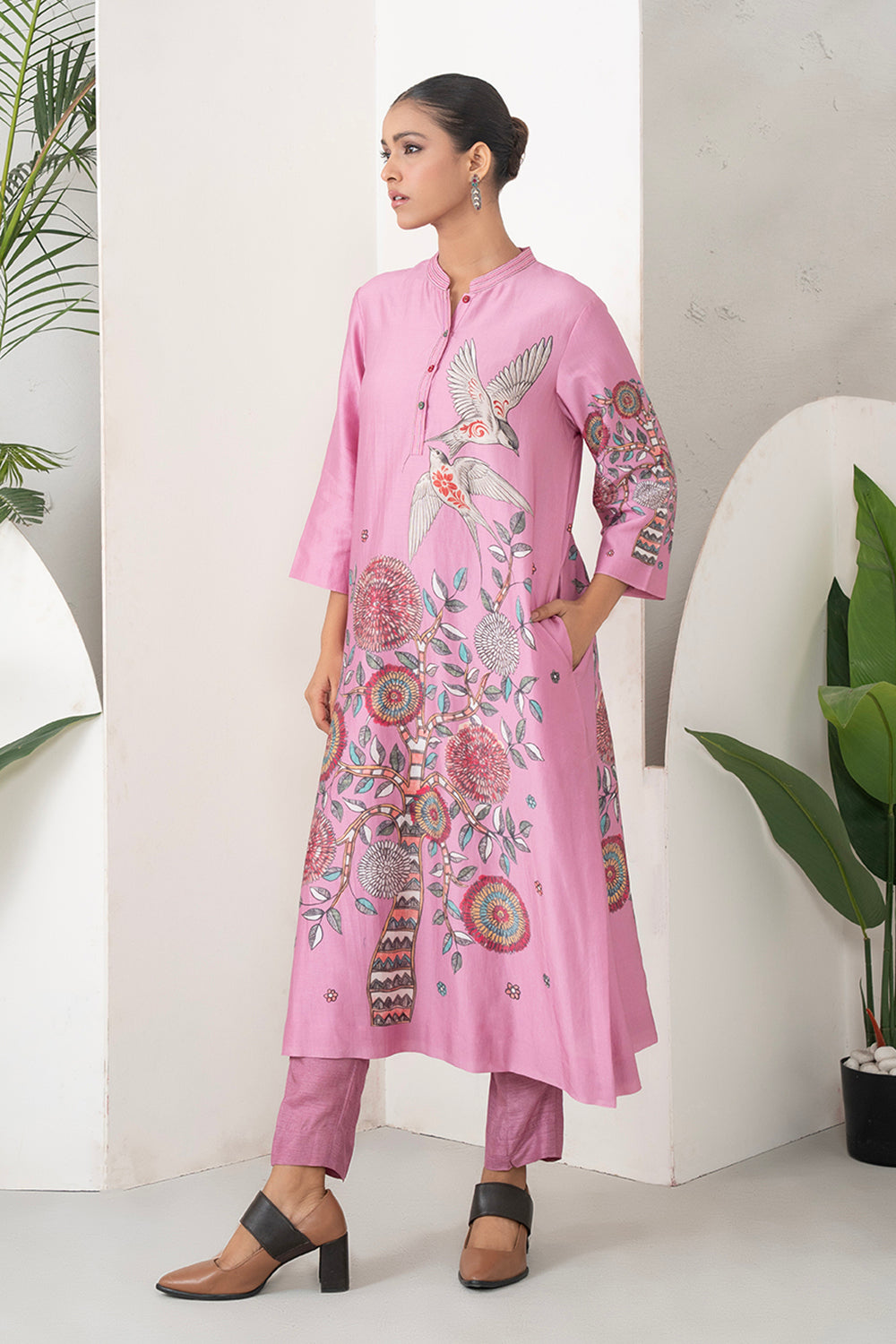 Salmon Pink Silk Chanderi Printed Intricate Bird And Floral Printed Tunic Set