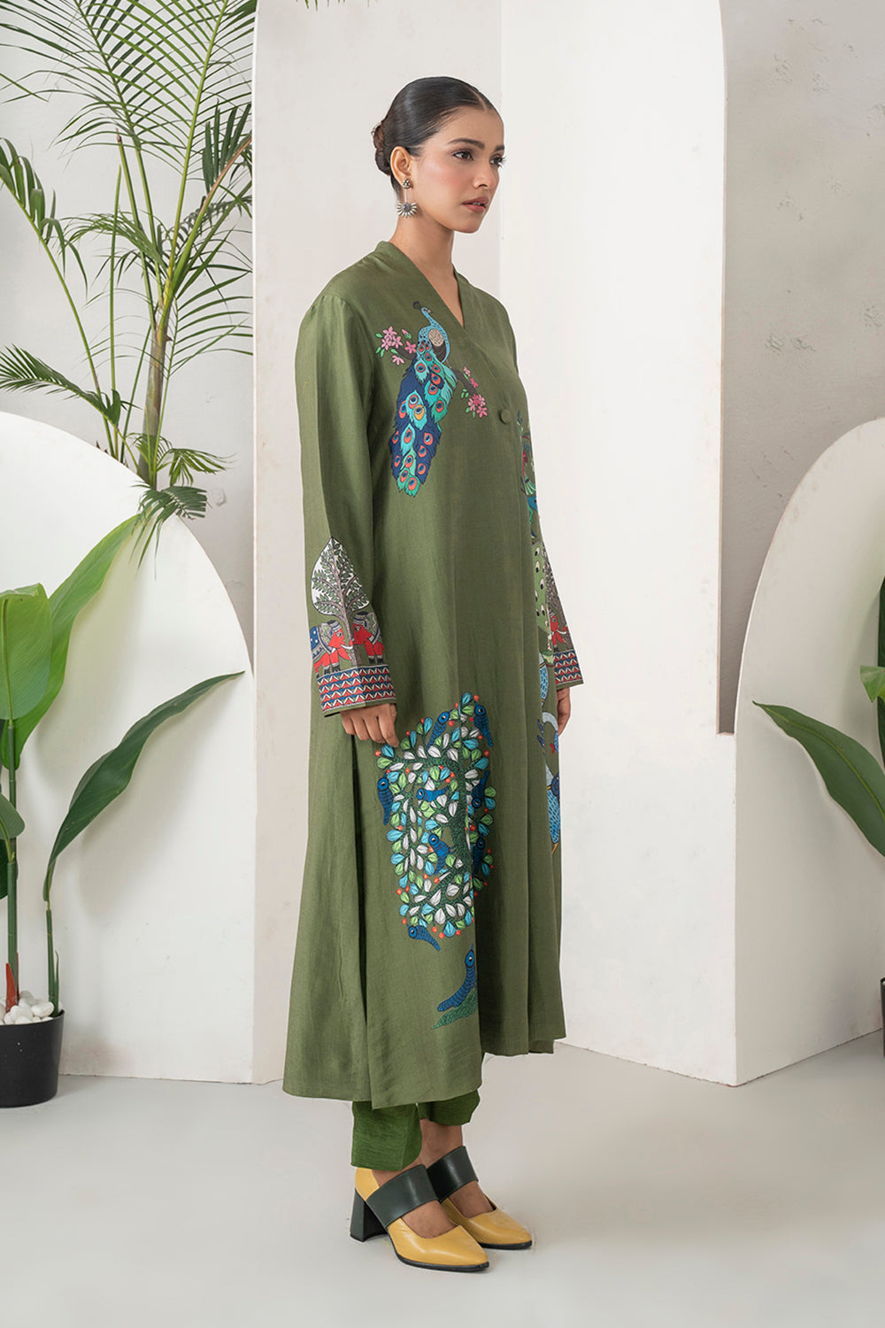 Leaf Green Silk Chanderi Front-Pleated Striking Peacock And Bird Printed Dress Set