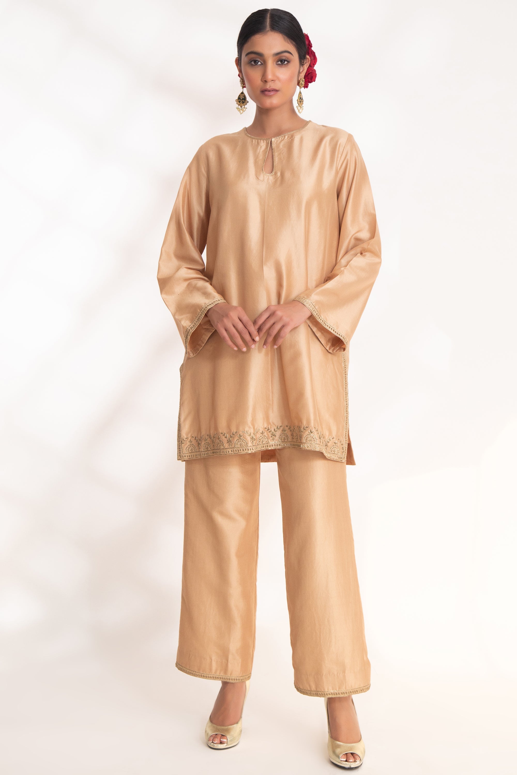 CY Chhaya Mehrotra Aavya Beige Kurta Set Front 2