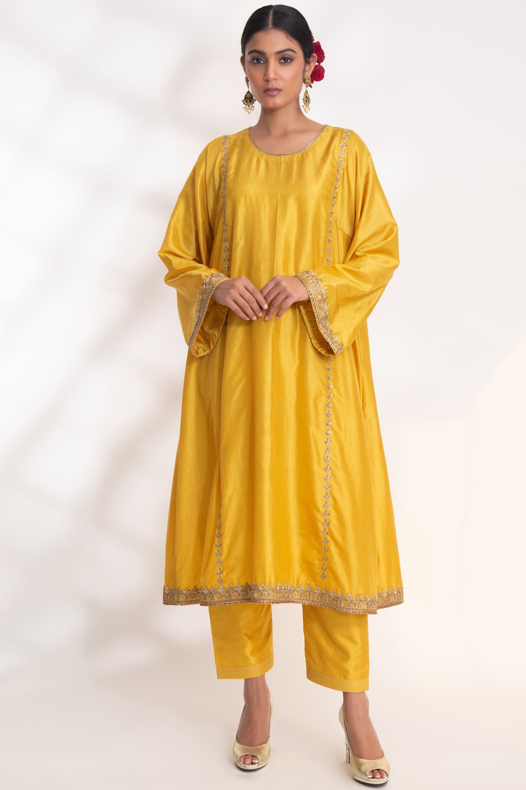 CY Chhaya Mehrotra Kanak Yellow Kurta Set Front 2