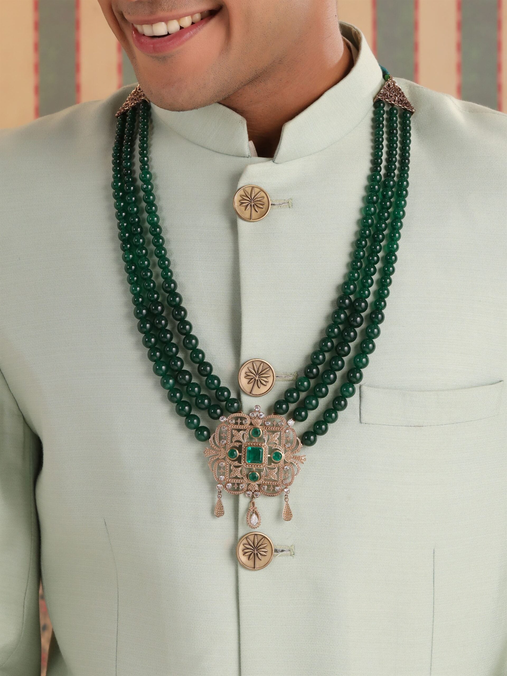 CY Cosa Nostraa Elegant Luxe Mala Closeup 1