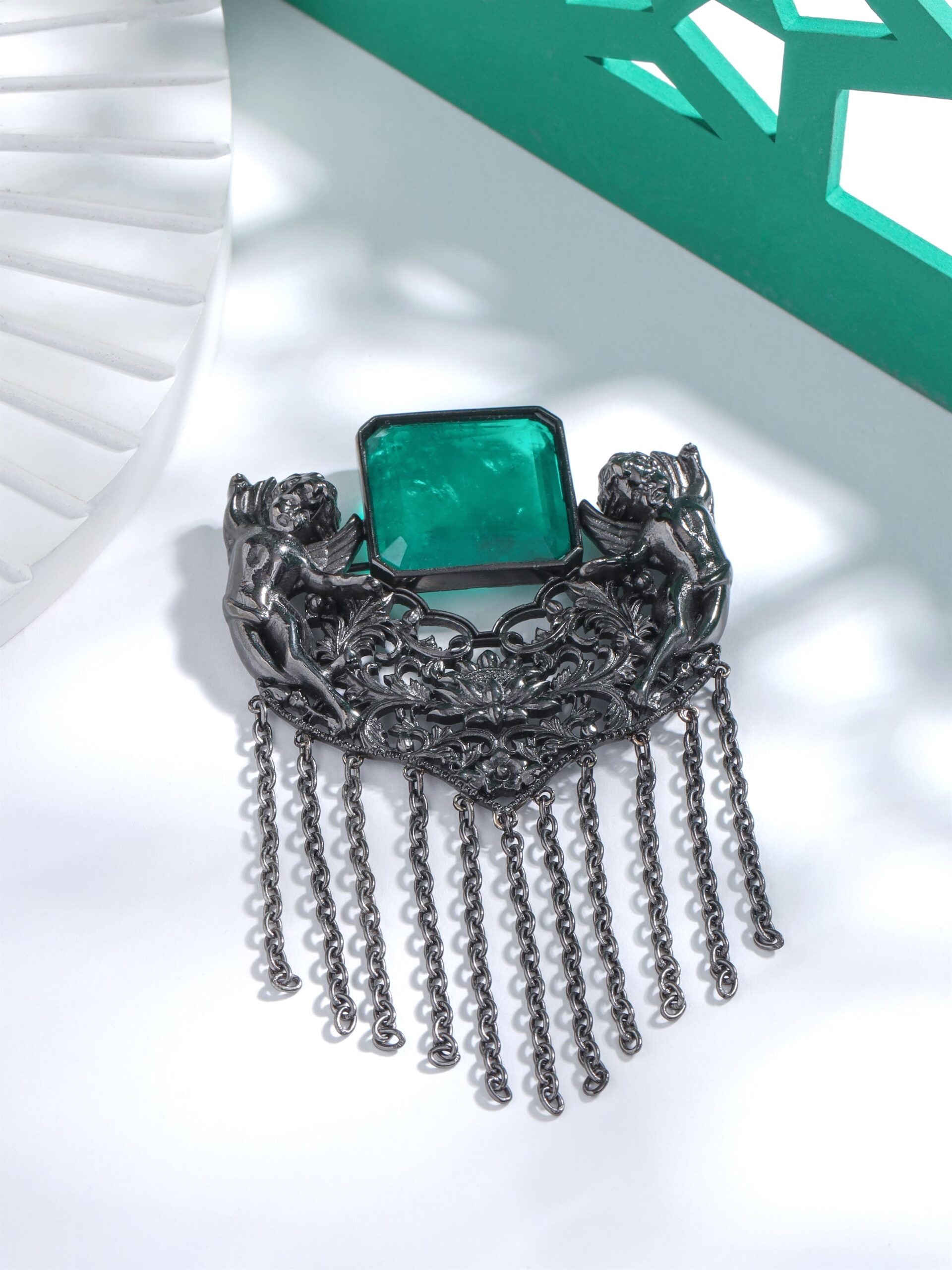CY Cosa Nostraa Jadui Naginey Green Brooch Front 1