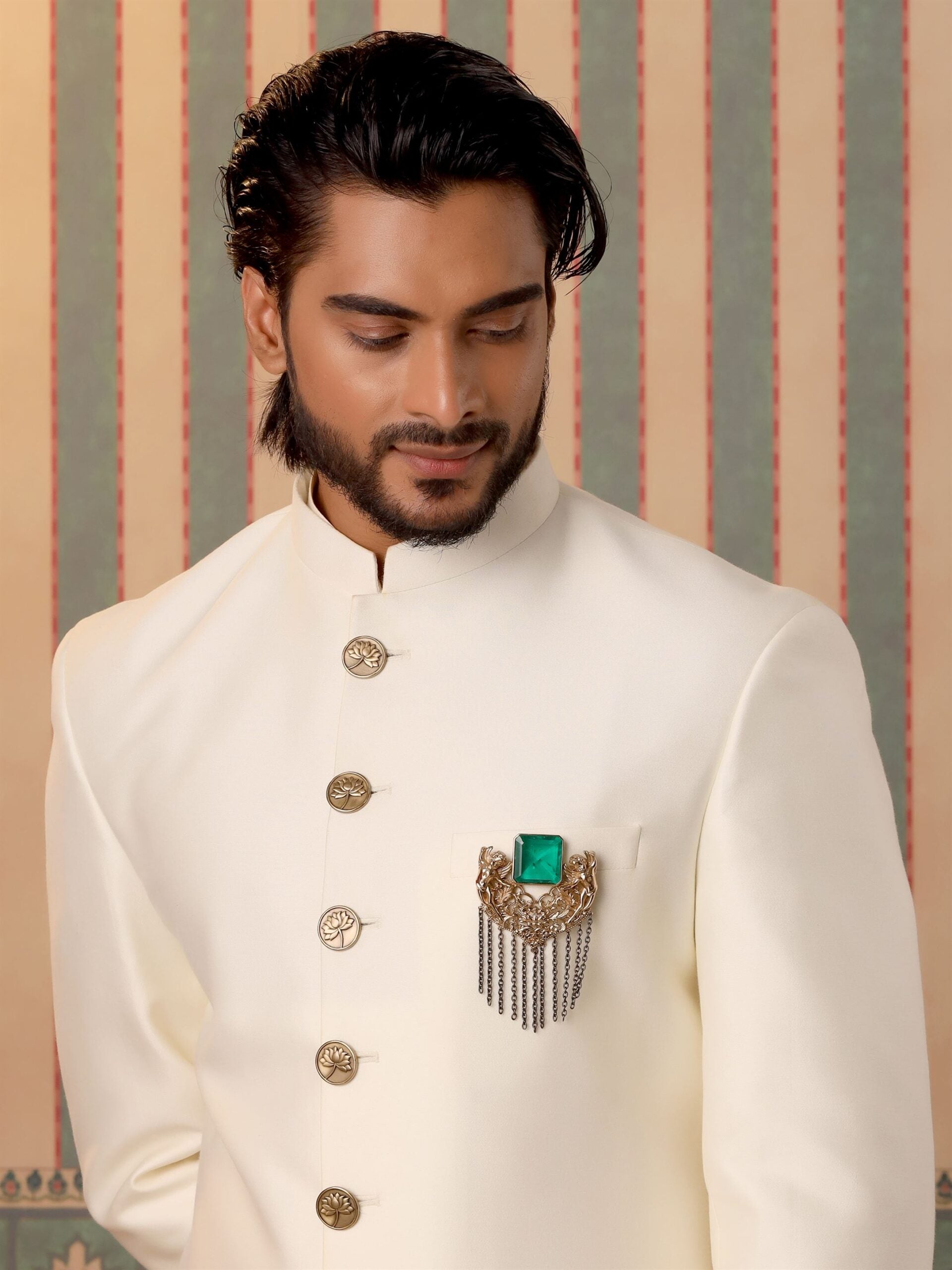 CY Cosa Nostraa Jadui Naginey Green Gemstone Brooch Front 3