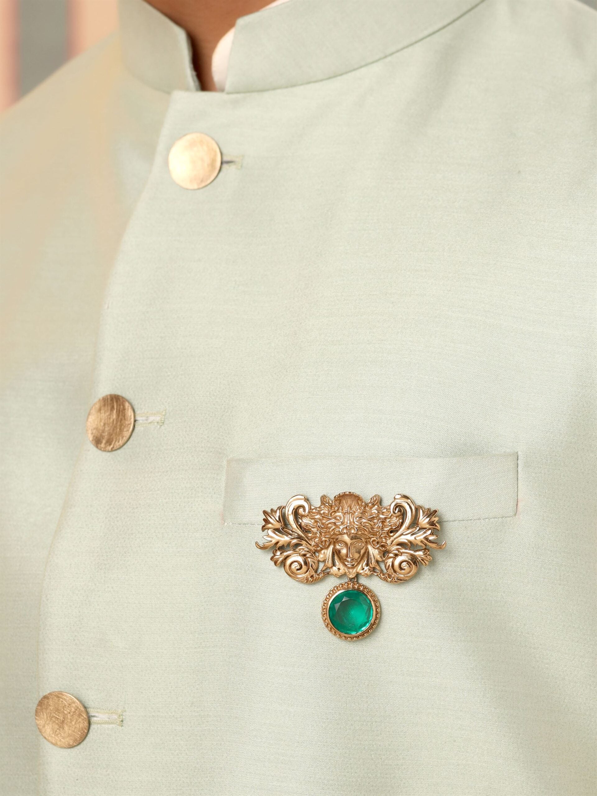 CY Cosa Nostraa Medusa Green Gemstone Brooch Closeup 1