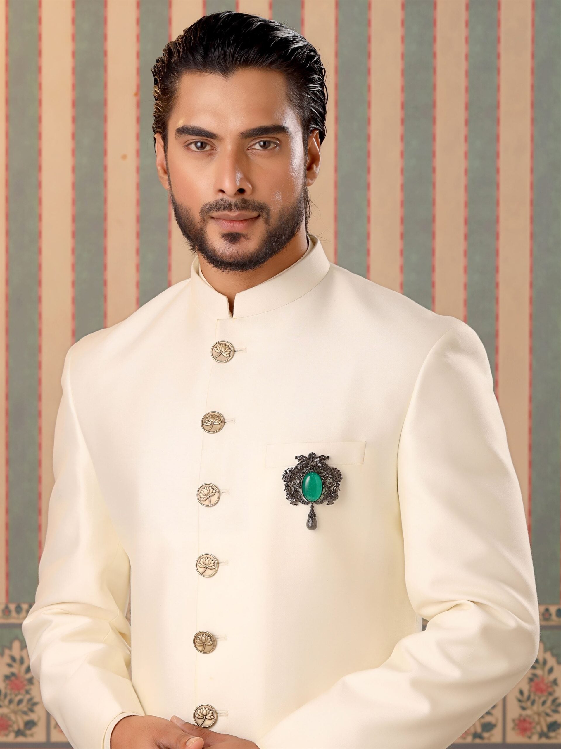 CY Cosa Nostraa Parindon ka Badshah Peacock Brooch Front 1