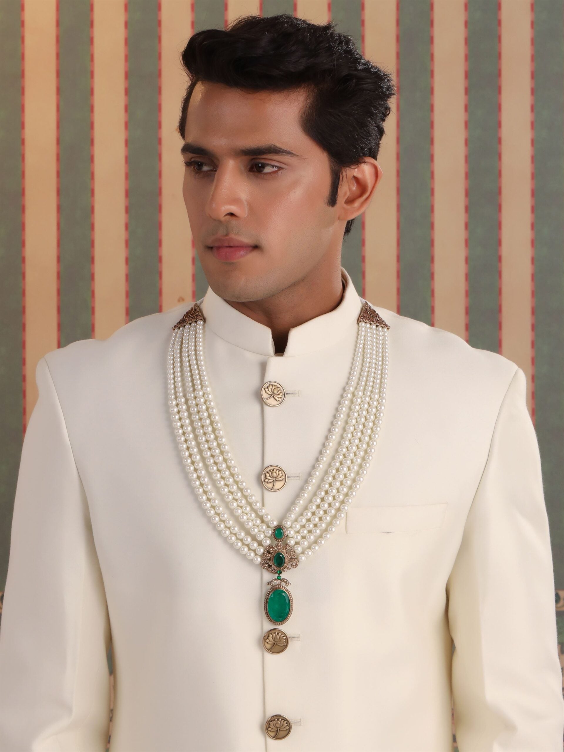 CY Cosa Nostraa White Glory Mala Front 3