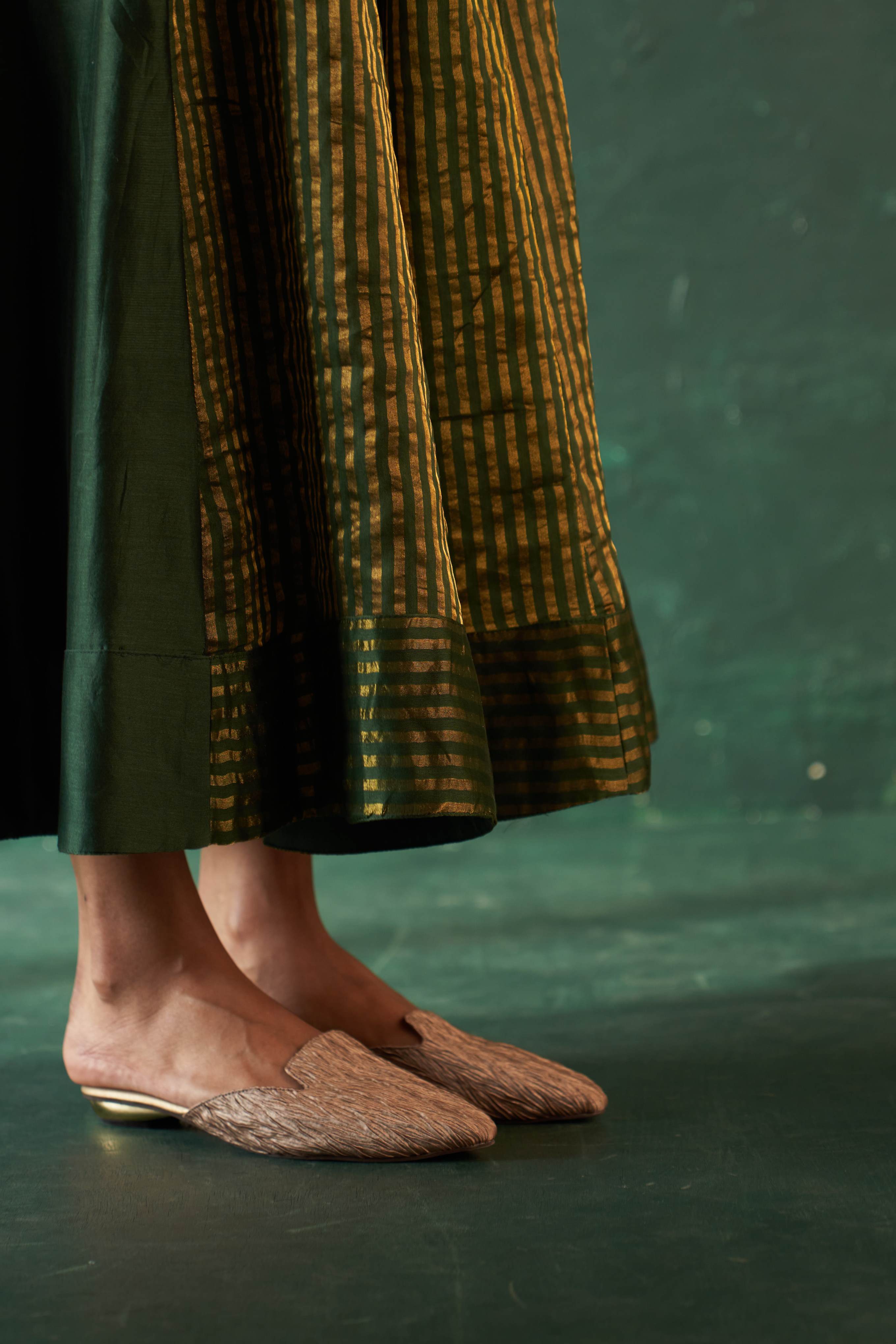 CY Charkhee Tissue Stripes Sharara Kurta Closeup 3