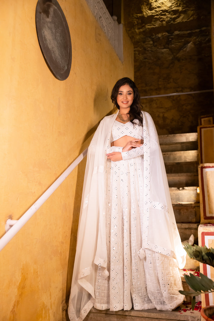 CY Deasha India Isahni White Chikankari Lehenga Set Front 2