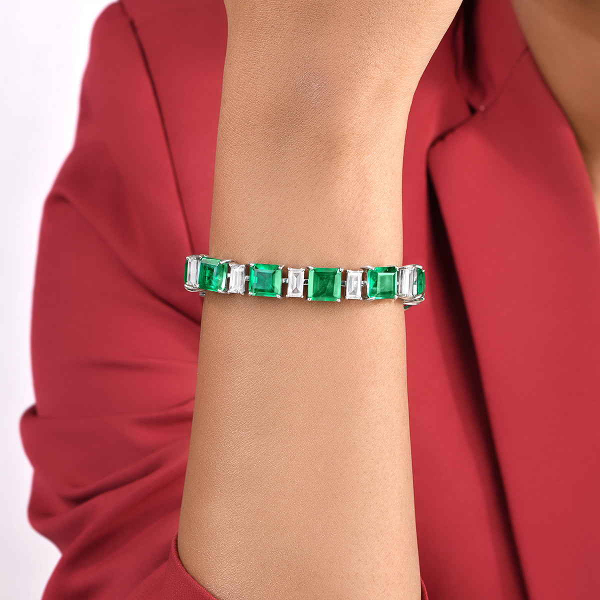 CY Diosa Paris Man-Made Princess Cut Emerald And White Swarovski Zirconia Bracelet Front 1
