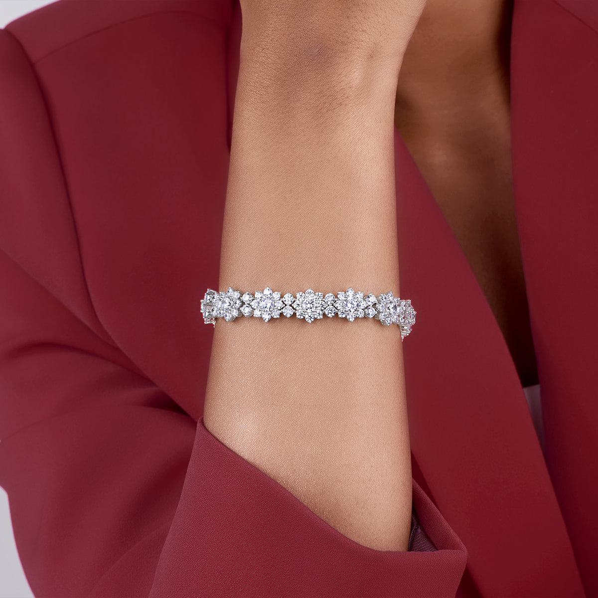 CY Diosa Paris Round Cut White Swarovski Zirconia Cuff Bracelet Front 1